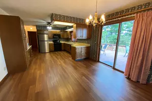 1924 Zion Hill Rd, Centralia, IL 62801 - Photo 6