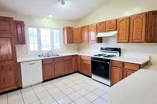 1136 Meadows Walk, Bourbonnais, IL 60914 - Photo 4