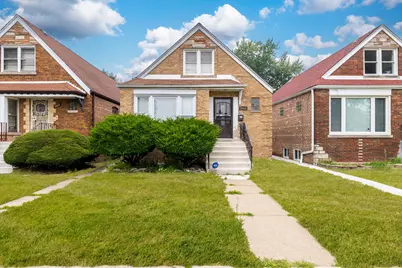 8918 S Merrill Avenue, Chicago, IL 60617 - Photo 1