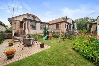 2617 W Lunt Avenue, Chicago, IL 60645 - Photo 24