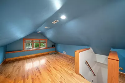 2617 W Lunt Avenue, Chicago, IL 60645 - Photo 16