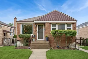 8936 W Forestview Ave, North Riverside, IL 60546 - Photo 1