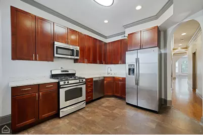 438 E 45th Place, Chicago, IL 60653 - Photo 8