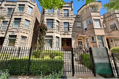 438 E 45th Place, Chicago, IL 60653 - Photo 1
