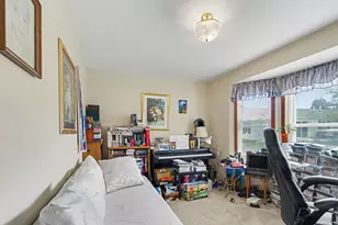 2529 Lippizan Ln, Grayslake, IL 60030 - Photo 12