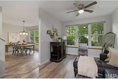 567 Shakespeare Drive, Grayslake, IL 60030 - Photo 6