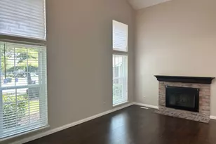 24 Cedar Grove Ct, Algonquin, IL 60102 - Photo 2