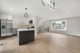 16749 Meadowdale Dr, Oak Forest, IL 60452 - Photo 8