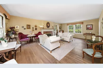 1249 Maple Avenue, Downers Grove, IL 60515 - Photo 4
