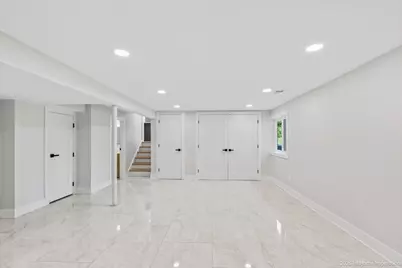 9039 Windsor Drive, Palos Hills, IL 60465 - Photo 20