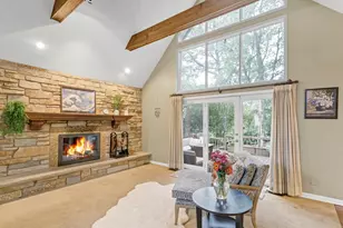985 Chapel Ct N, Glen Ellyn, IL 60137 - Photo 12