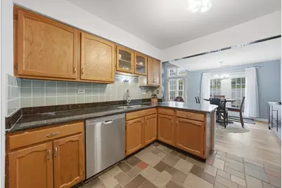 125 S Atherton Court, Bloomingdale, IL 60108 - Photo 8