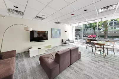 2930 N Sheridan Road #702, Chicago, IL 60657 - Photo 16