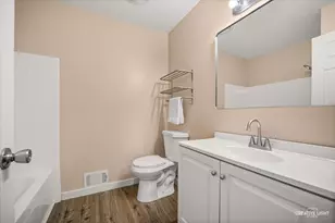 1547 7 Pines Rd, Schaumburg, IL 60193 - Photo 12