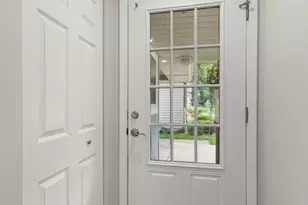 417 Dawn Ave, Glen Ellyn, IL 60137 - Photo 2
