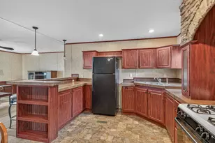 84 Brenner Ct, Lynwood, IL 60411 - Photo 6