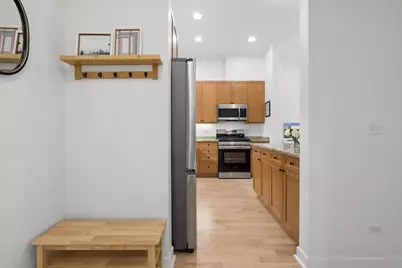 2555 W Leland Avenue #203, Chicago, IL 60625 - Photo 2