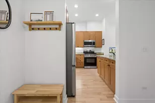 2555 W Leland Ave, Chicago, IL 60625 - Photo 2