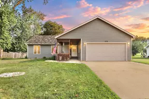 416 E North Railroad St, Braceville, IL 60407 - Photo 1