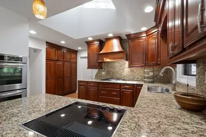 2821 Covert Road, Glenview, IL 60025 - Photo 12