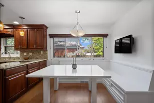 2821 Covert Rd, Glenview, IL 60025 - Photo 10