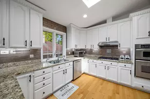 5900 Crain St, Morton Grove, IL 60053 - Photo 8