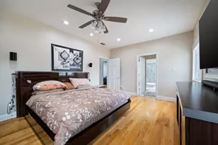 5900 Crain St, Morton Grove, IL 60053 - Photo 10