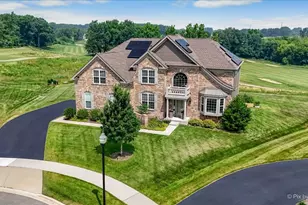 1451 Bethpage Cir, Elgin, IL 60124 - Photo 2