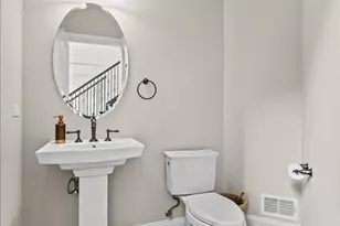 1451 Bethpage Cir, Elgin, IL 60124 - Photo 22