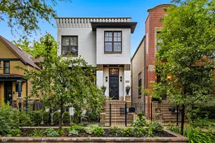 1310 W Roscoe St, Chicago, IL 60657 - Photo 1