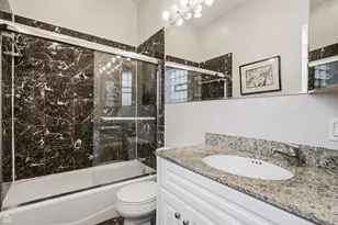 1310 W Roscoe St, Chicago, IL 60657 - Photo 20