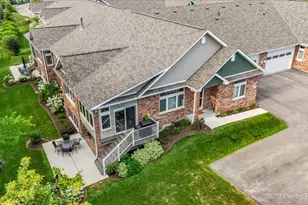 2 Briden Ln, Sycamore, IL 60178 - Photo 54