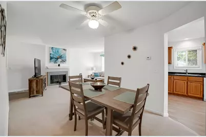 2442 Brunswick Circle #4D, Woodridge, IL 60517 - Photo 10