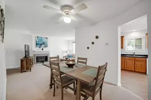 2442 Brunswick Cir, Woodridge, IL 60517 - Photo 10