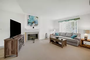 2442 Brunswick Cir, Woodridge, IL 60517 - Photo 6