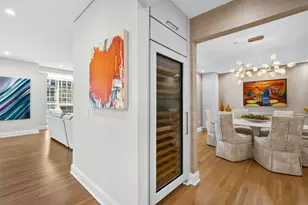 270 E Pearson St, Chicago, IL 60611 - Photo 14