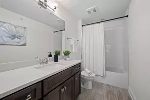 641 Bourbon Ct, Naperville, IL 60565 - Photo 24