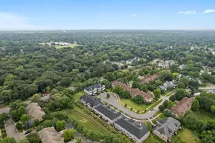 641 Bourbon Ct, Naperville, IL 60565 - Photo 34