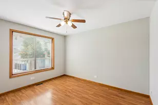 3526 N Overhill Ave, Chicago, IL 60634 - Photo 14