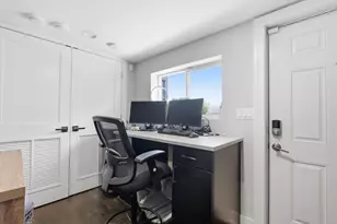 1817 W Iowa Ave, Chicago, IL 60622 - Photo 22
