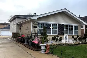 14241 S Marquette Ave, Burnham, IL 60633 - Photo 1