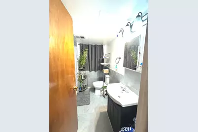 14241 S Marquette Avenue, Burnham, IL 60633 - Photo 22