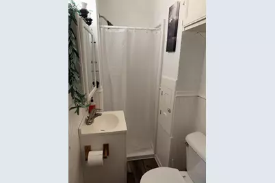 1124 S State Avenue, Freeport, IL 61032 - Photo 6