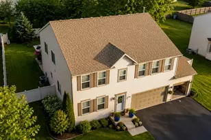 25301 Presidential Ave, Plainfield, IL 60544 - Photo 2