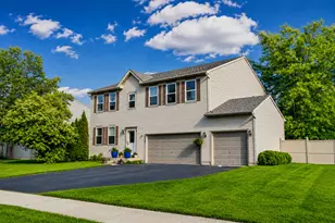25301 Presidential Ave, Plainfield, IL 60544 - Photo 4
