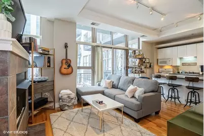 212 W Washington Street #1406, Chicago, IL 60606 - Photo 2
