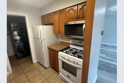 5700 Dutch Mill Court #B, Hanover Park, IL 60133 - Photo 6