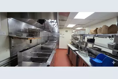 2954 N Sheffield Avenue, Chicago, IL 60657 - Photo 2