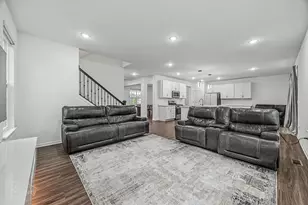 3646 Edelweiss Rd, Elgin, IL 60124 - Photo 4