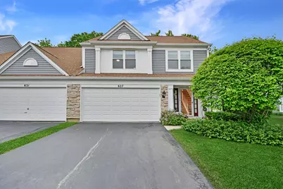 627 N Charter Hall Drive, Palatine, IL 60067 - Photo 2
